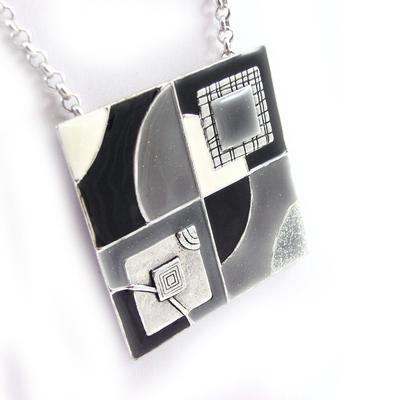 [G6149] - Designer Necklace 'Anamaya' Black Gray