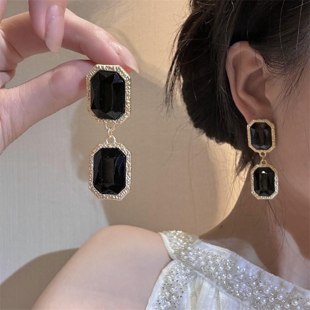 Collarbone Chain Retro Black Earrings Square Circular Dark Style Neck Chain Mourning