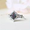Princess-cut, Ocean-blue Simulated Gemstone Ring for the Index Finger Diamond-set Rhombus-shaped Cubic Zirconia Elegant and Refined Index Finger Ring