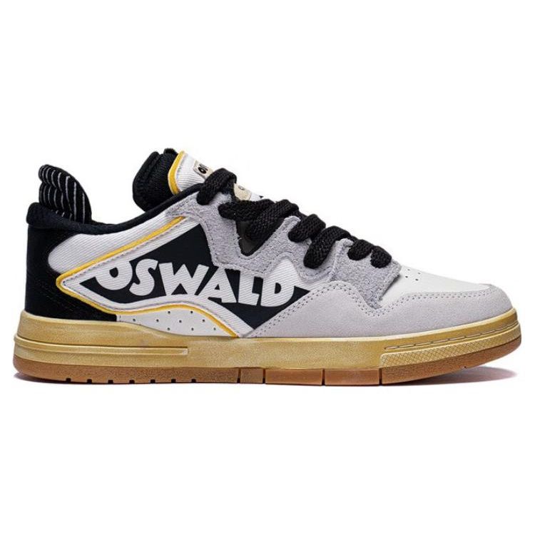 Li Ning Disney X  Weiw Pro Oswald Durable Breathable Low-Top Sneakers Men Sneakers White Black AECT017-1
