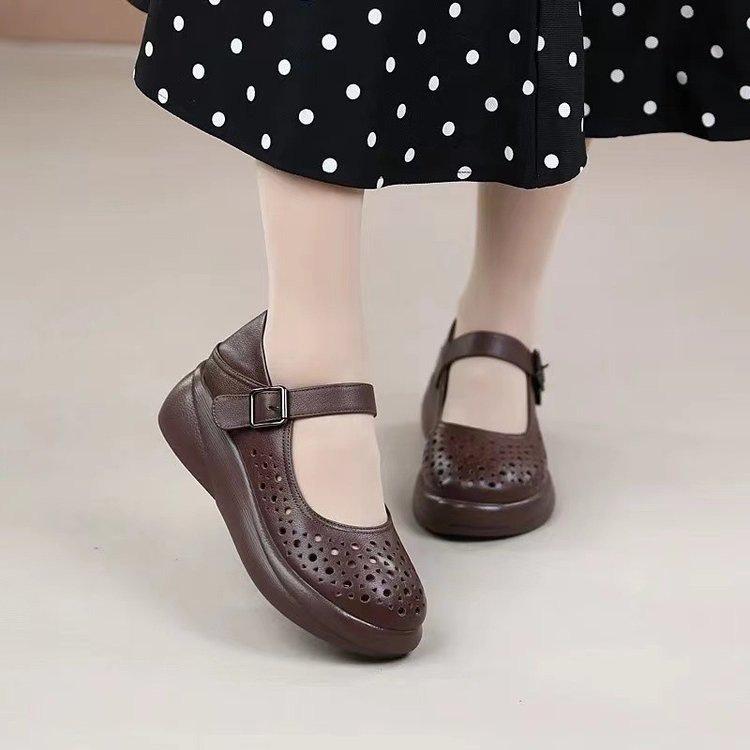 Women's shoes soft leather round head hollow explosion 2025 summer soft sole mesh mother shoes light and comfortable platform sandals women