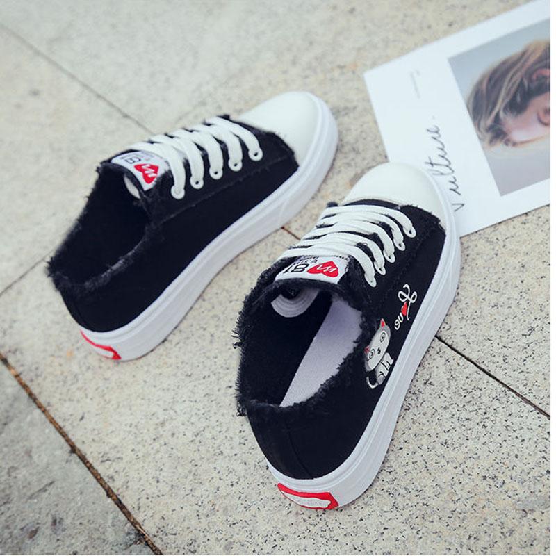 Women's Spring and Summer Canvas Shoes, Female Students' Casual Shoes, Flat Bottom Shoes, Breathable White Shoes