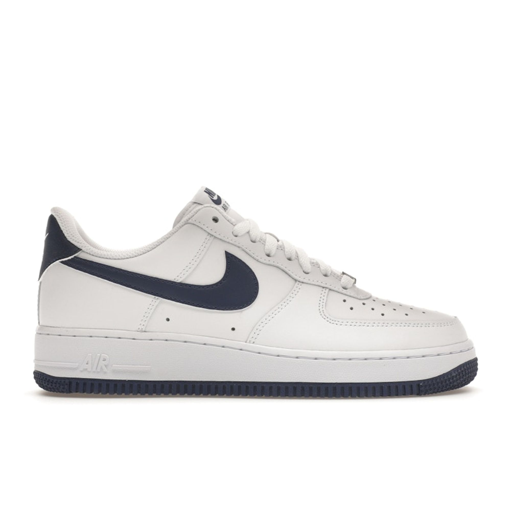 

Кроссовки Nike Air Force 1 07 White Midnight Navy для мужчин FJ4146-104 44.5