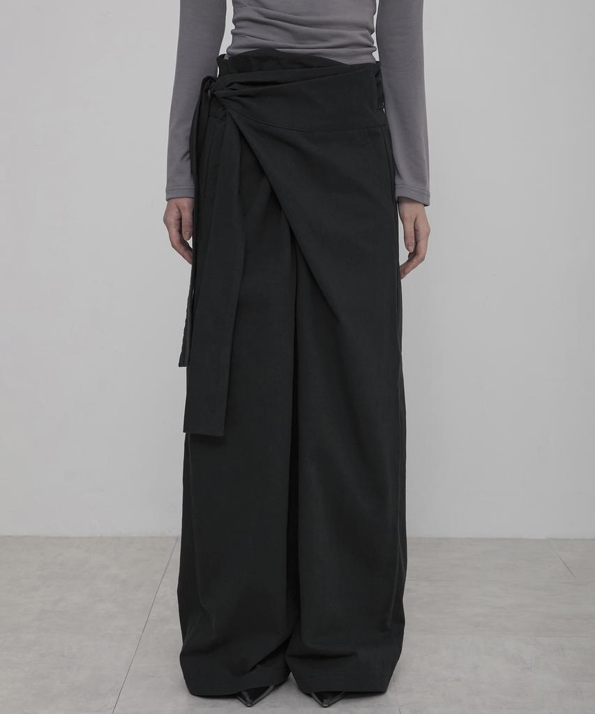 Peulleeoeob Layered Wrap Trousers (Fl-255_Black)