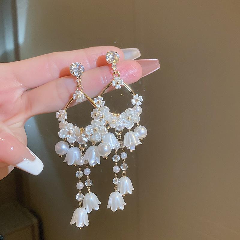 Vintage Light Luxury Long Dangle Earrings for Women, Fresh Sweet Style, Hypoallergenic Nickel-Free High-End Jewelry Gift