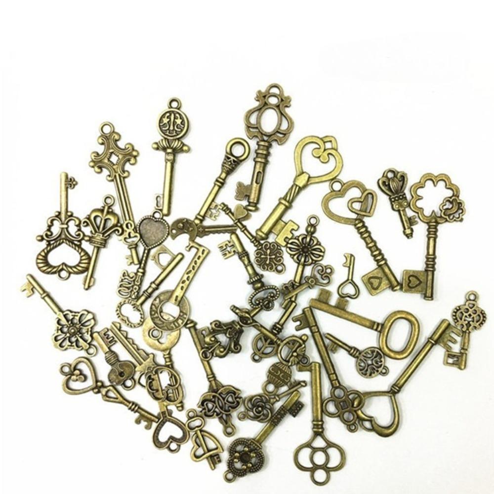 40 Vintage keys, 40 pairs of wings, 30 size crystal thread, wedding party decoration room pendant set