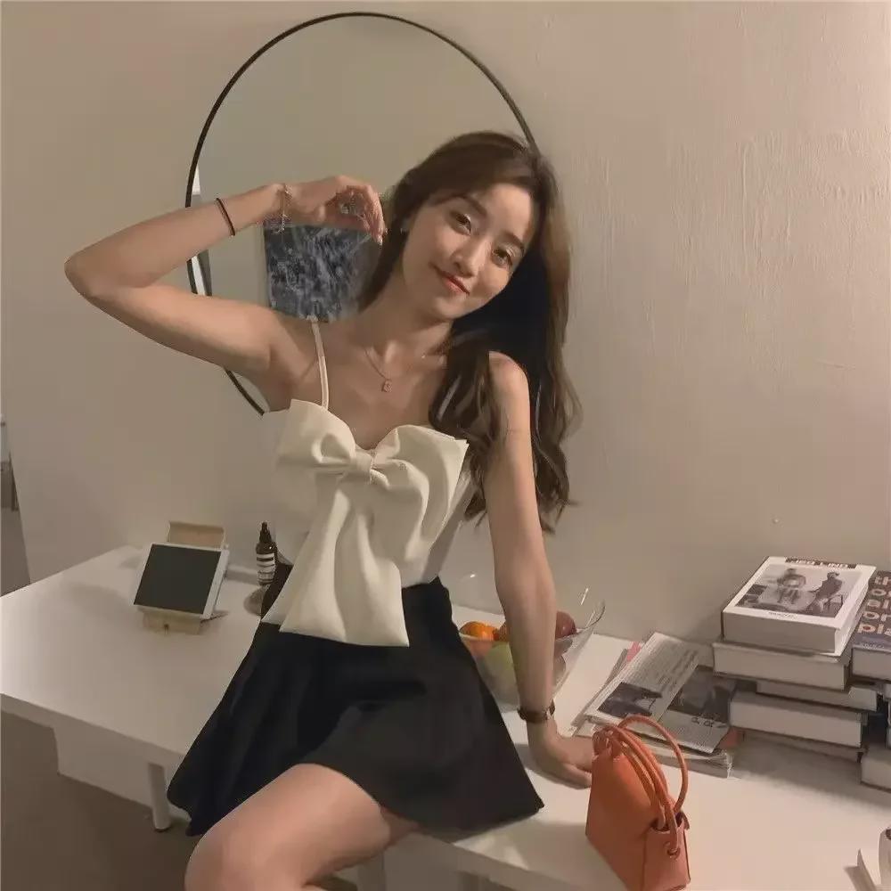 Trendy Women's Solid Color Vest with Suspenders - Casual Japanese Summer Fashion