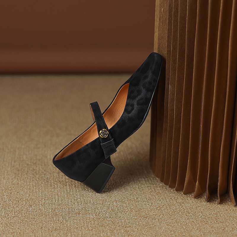 Krazing Pot Sheep Skin Summer Spring Autumn Med Heels Buckle Straps Women Leopard Patterns Square Toe Shallow Pumps