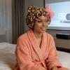 Touca de Dormir Estampa de Leopardo Laço Decoração de Orelha de Gato 3D Ajustável Sem Frizz Caimento Camada Dupla Forrada de Cetim Touca Protetora para Cabelo