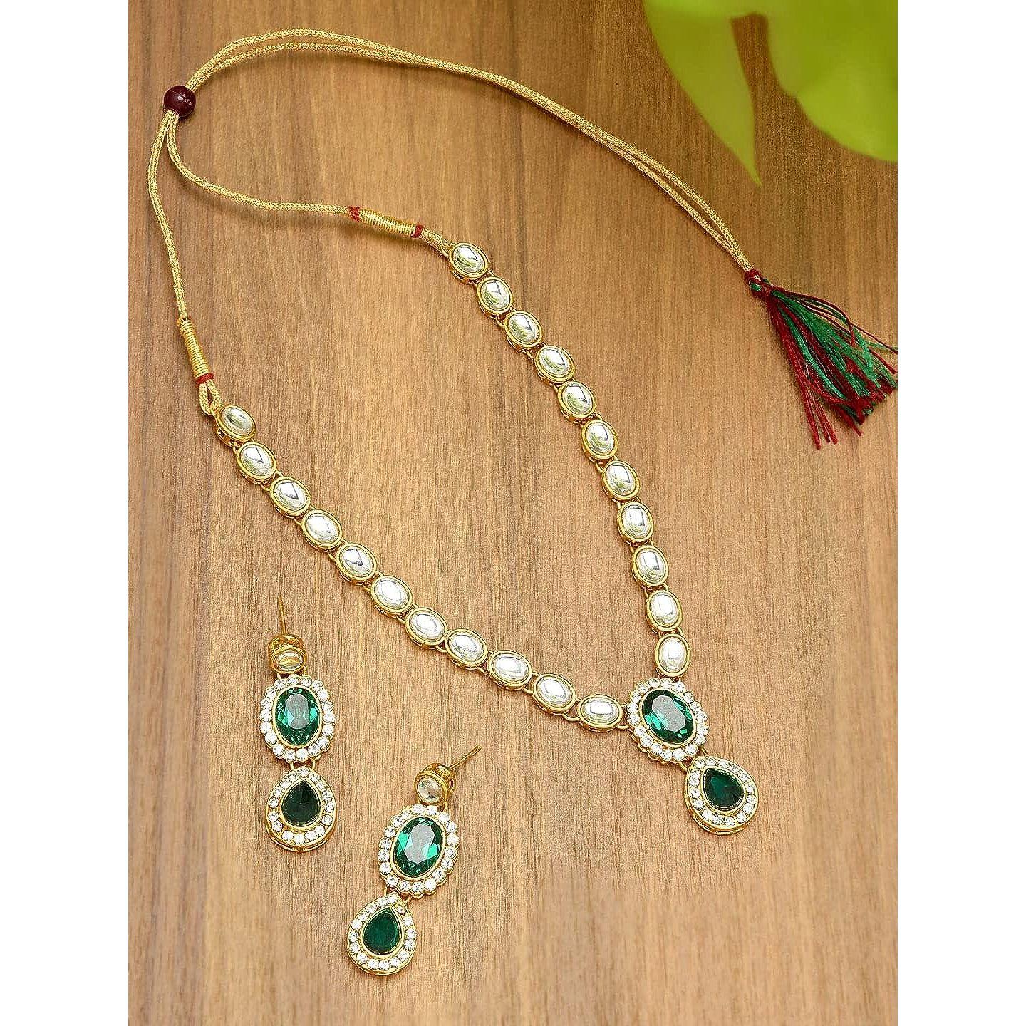 

ZAVERI PEARLS Gold Tone Kundan & Green Stones Свадебная коллекция Ожерелье и серьги Набор для женщин