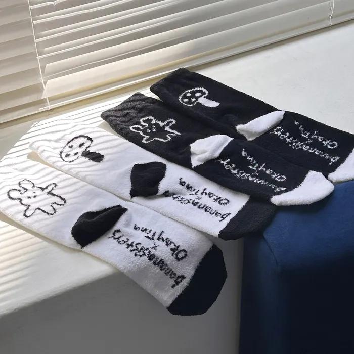 [Banana Sisters X OKTINA] Strong Point Sleep Socks 2 Colors