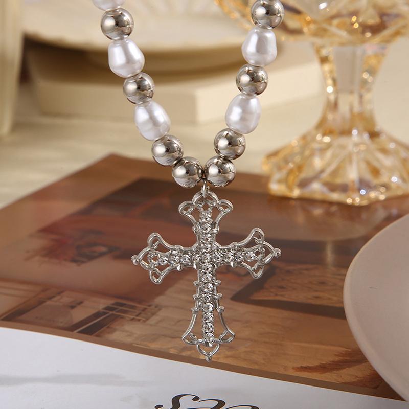 Trend Sweet And Cool Artificial Diamond Cross Pendant Pearl Personality Cool Wild Collarbone Chain Necklace Gift
