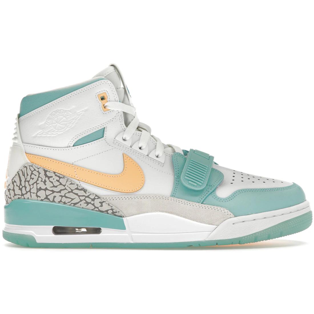 

Го Аилун X Jordan Legacy 312 Нефрит 40.5