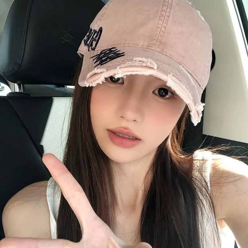 Fashionable New Arrival Embroidered Letter Decorated Comfortable Breathable Denim Hole Baseball Cap Trendy and Stylish