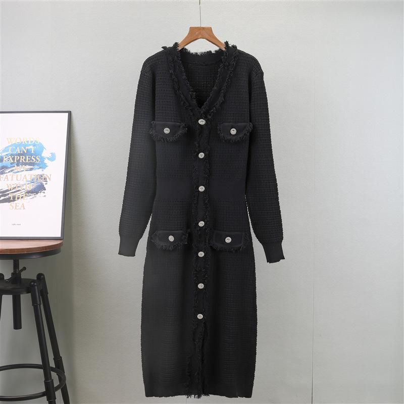 

Женское платье весна-осень с длинными рукавами и V-образным вырезом, повседневное вязаное платье-свитер на пуговицах, миди-платье для женщин, однотонные облегающие трикотажные платья миди в рубчик one size fits all чёрный