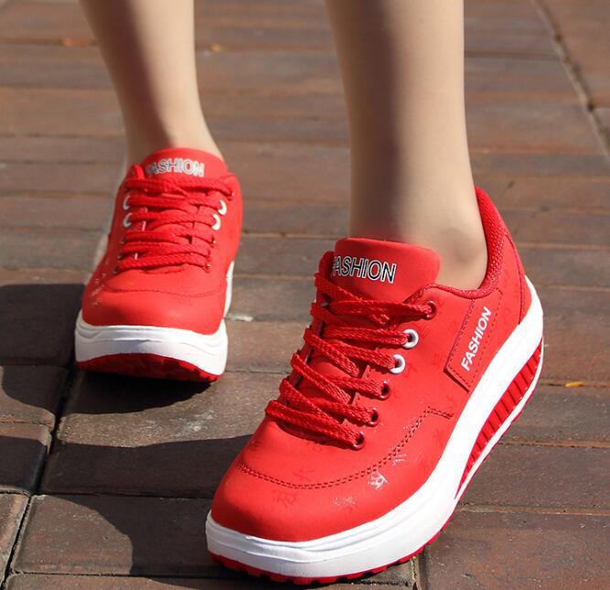 Compre Sapato de corrida feminino de grande porte renda até casual sapatos  esportivos plataforma tênis tênis de corrida sapatos de corrida barato —  frete grátis, avaliações reais com fotos — Joom