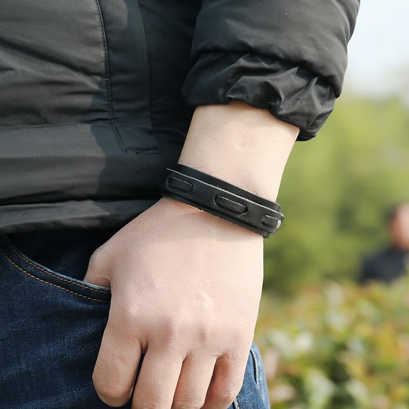 New Retro Cowhide Personalized Leather Bracelet Men Creative Jewelry European and American Style Gift