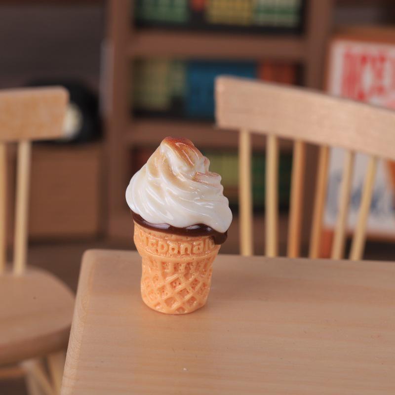 3D Ice Cream Cone Miniature Keychain Pendant Resin Ornament Decoration