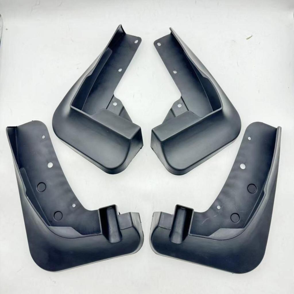 Sada na úpravu blatníků Nissan Pathfinder