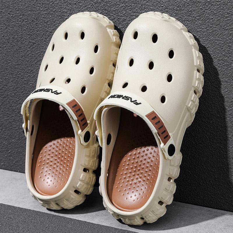 New Summer Men's Beach Slippers Fashion Mens Non-slip EVA Lightweight Shoes Man Outdoor Sandals Mixed Colors Soft Male Slipper