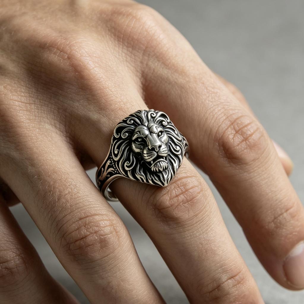 Luxury new retro lion head ring men's imitation Thai silver personalized ring European and American style jewelry