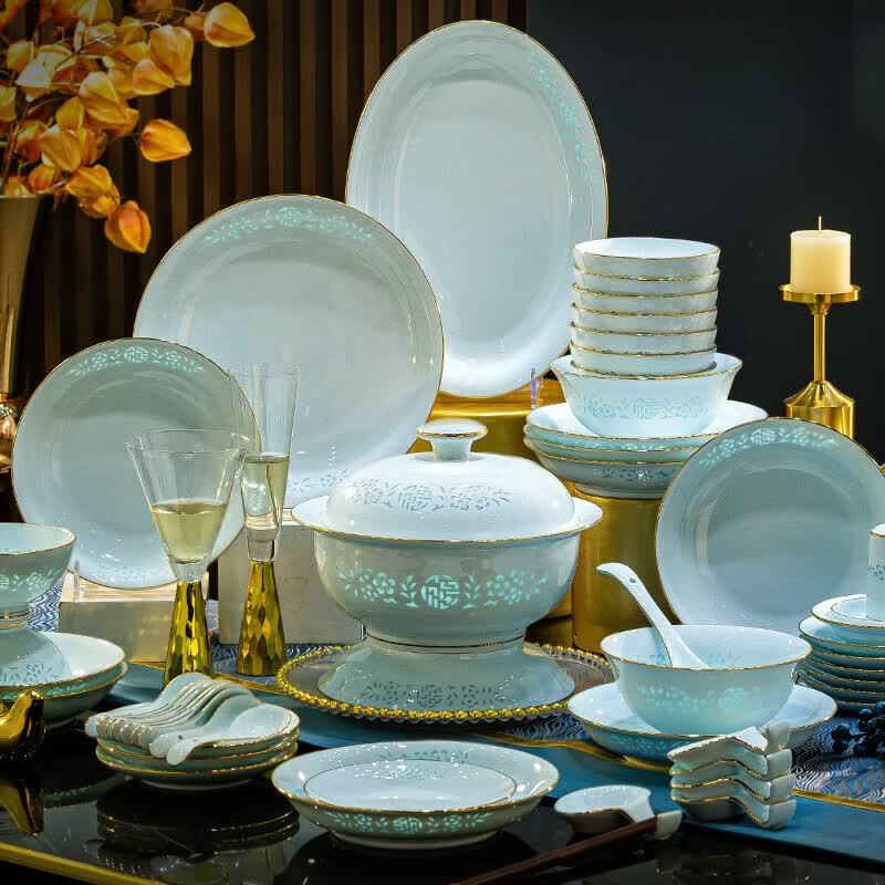 Aoweiluowei European Jingdezhen Porcelain 68-Piece Dinner Set