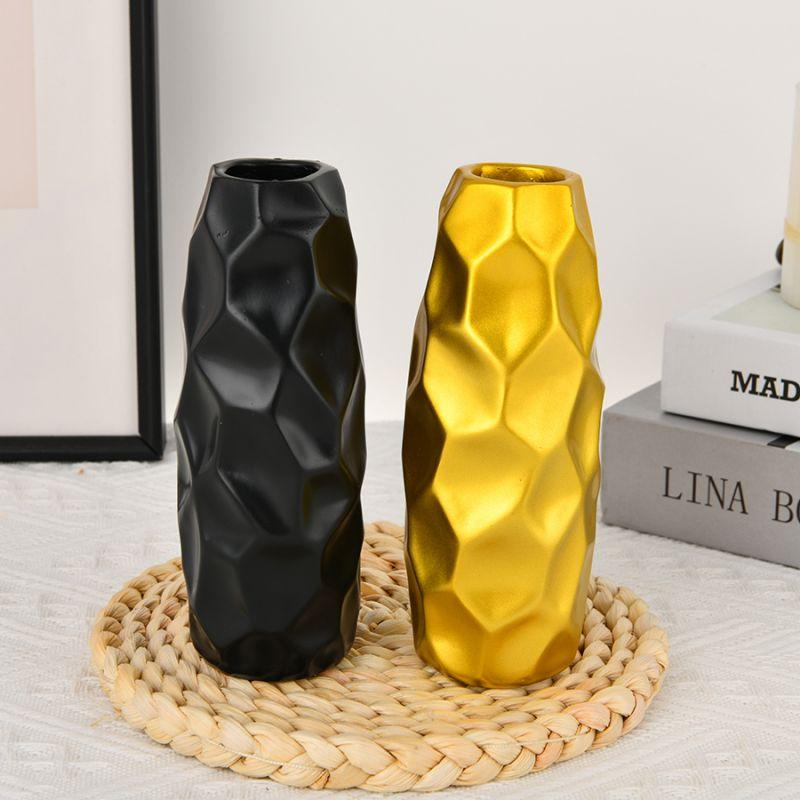 Resin Vase for Modern Home Décor, Round Vase for Decoration, Ceramic Vase Minimalist Scandinavian Style Wedding Dining Table Liv