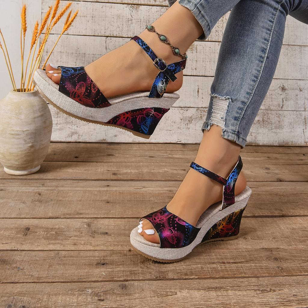 2025 summer new style one-word buckle with round head open-toed sandals fashionable two wear large-size sandals