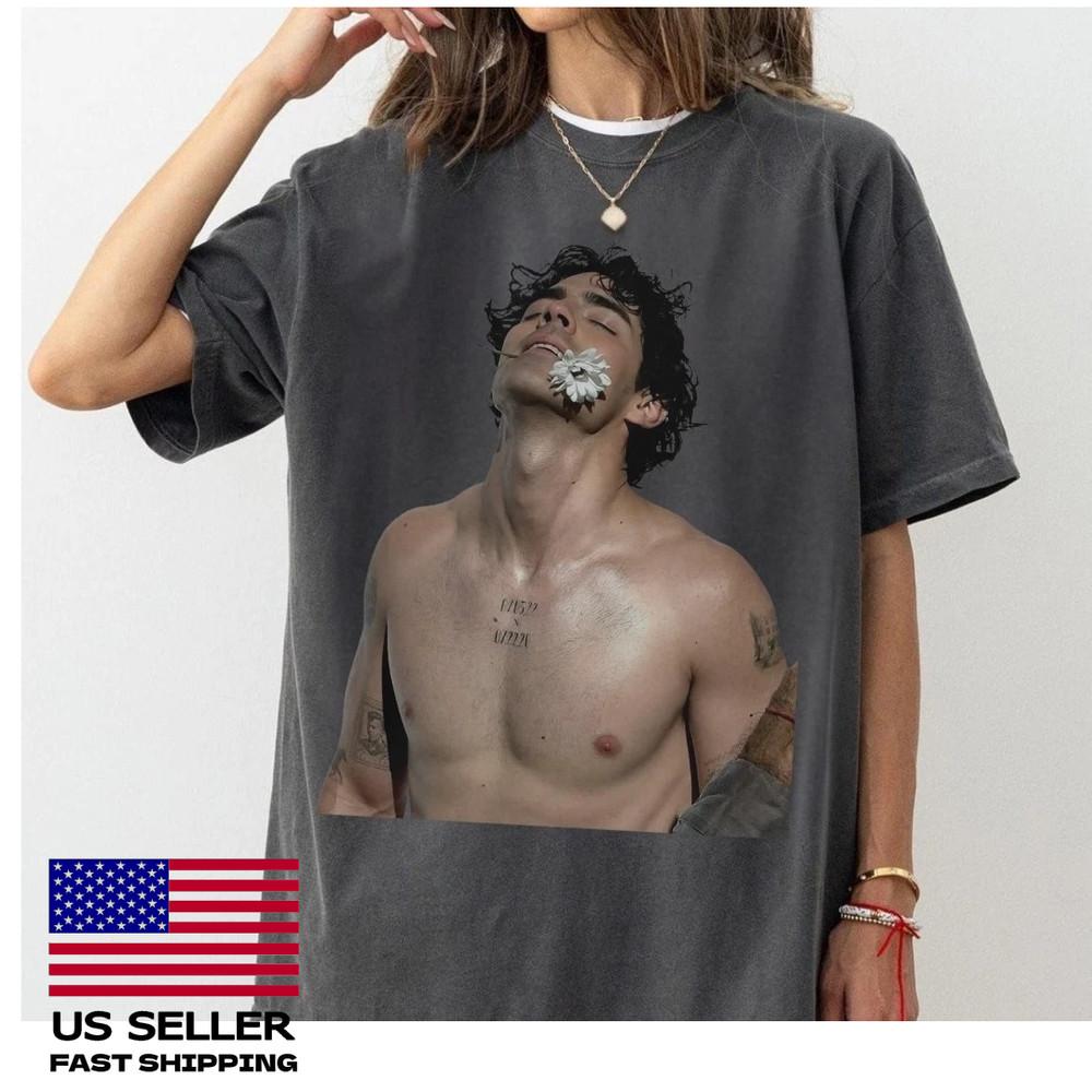 New Joe Jonas Shirt Vintage Jonas Brothers World Tour Shirt Jonas Brothers Shirt Unisex T-Shirt M