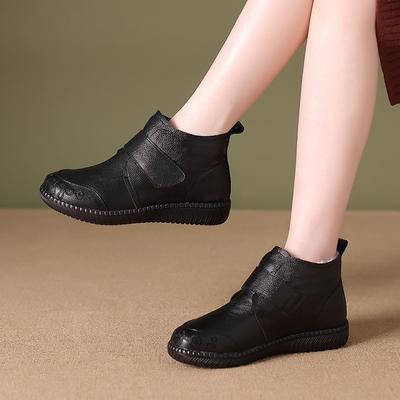 Nouvelles Bottes 2024 pour Femmes Bottes d'Hiver Chaudes en Peluche en Cuir Véritable pour Femmes Chaussures Plates pour Mère Bottines pour Femmes à Semelle Souple