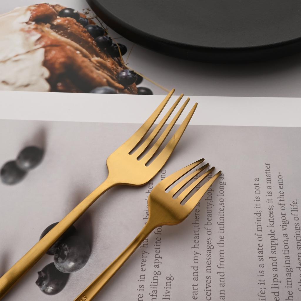 6/30Pcs Matte Gold Dinnerware Set Stainless Steel Dinner Knife Fork Spoon Cutlery Set Korean Kitchen Flatware Tableware Set