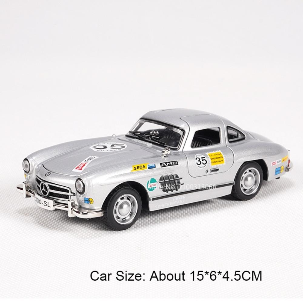 1:32 Alloy C2 300SL Toy Models Cars Diecast Doors Opened Miniature Sports Car with Light Music Vehicles Boys Educational Toys