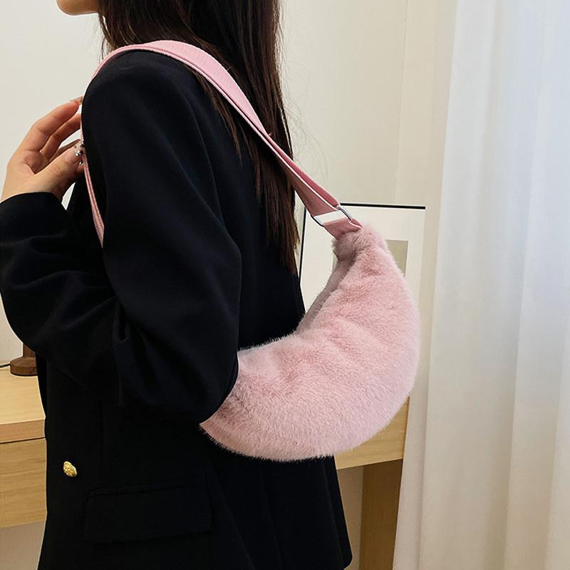 Yogodlns Women Crossbody Plush Bag Autumn Winter Hairy Hobo Bag Casual Versatile Shoulder Bag Fashion Lightweight Underarm Bag