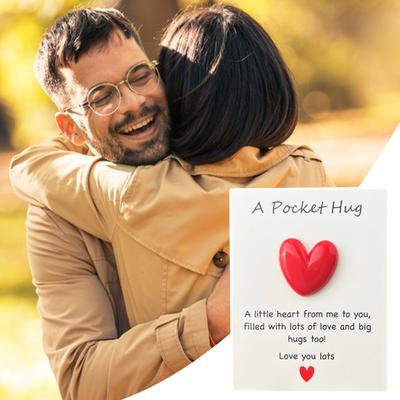 Pocket Hug Heart with Greeting Cards Long Distance Relationship Gift for Mom Wife Little Heart Pocket Hug Token for Valentine's Day Christmas Birthday