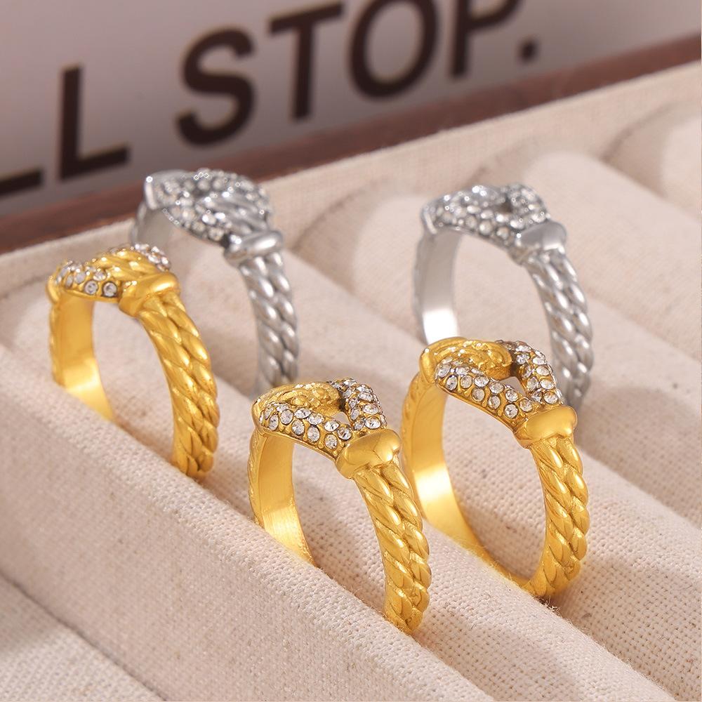 Diamond Twist Edge Ring Women'S Retro Design Titanium Steel Plated 18K Gold Index Finger Ring