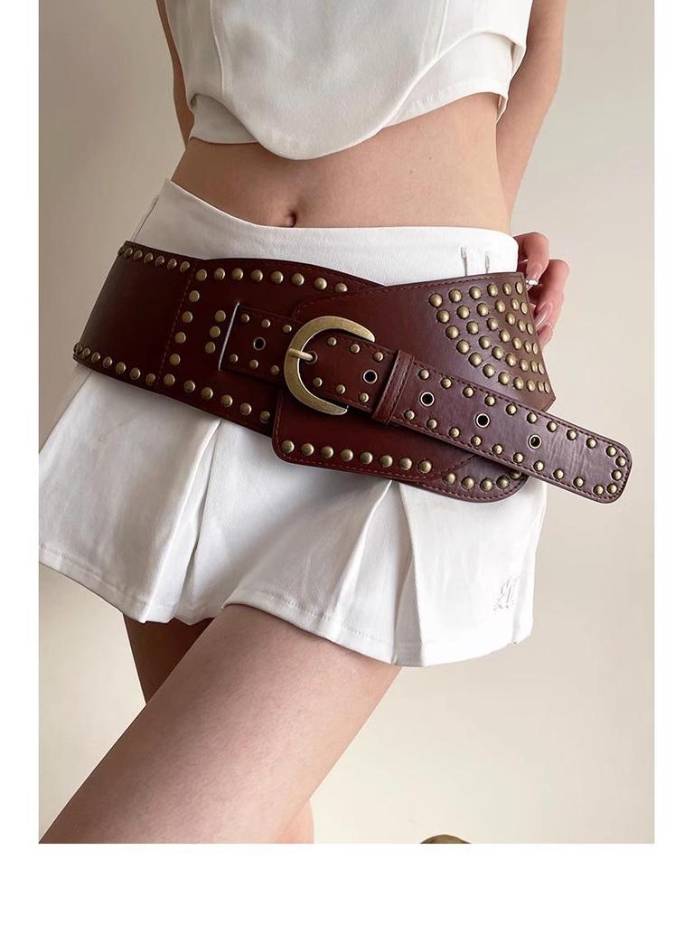 Women's Wide Retro Punk Style Belt: High-End, Fashionable, Versatile, Decorative Accessory for Trendy Skirt Pairing.