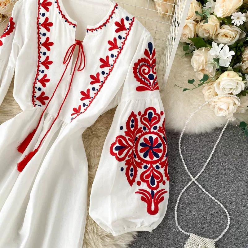 Bohemian Ethnic Style Embroidered Flowers, Round Neck, Lantern Sleeves, Pleated Loose, Slimming, Versatile Long Dress for Women