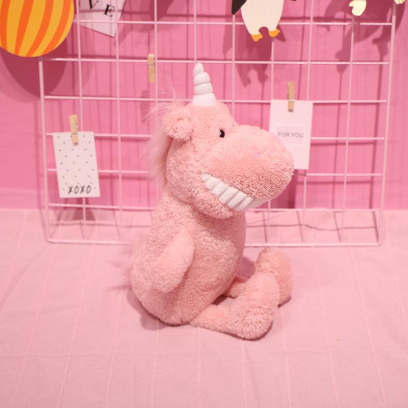 The same smiling big tooth doll, creative plush toy with hand gift, grab machine doll, throw cloth doll
