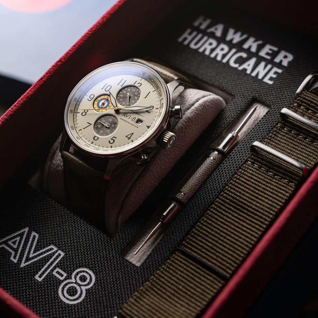 AVI-8 Hawker Hurricane Classic Chronograph Khaki Dial Quartz AV-4011-1B Męski zegarek z dodatkowym paskiem
