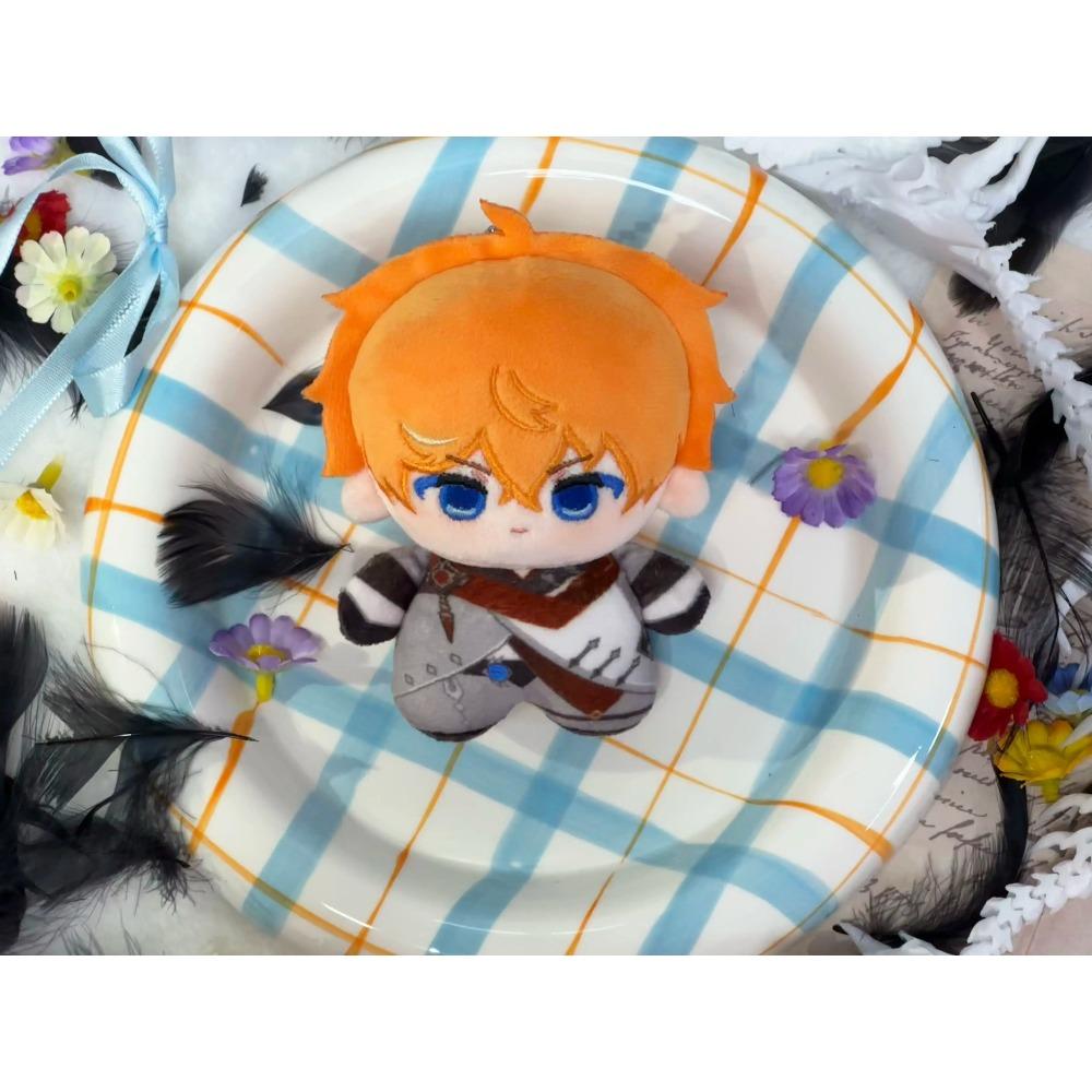 10cm En Stock Genshin Impact Poupée Peluche Coton Harbingers de Fatui Dottore Columbina Capitano Vagabond Pendentif Marionnette à Main Jouet Cadeau