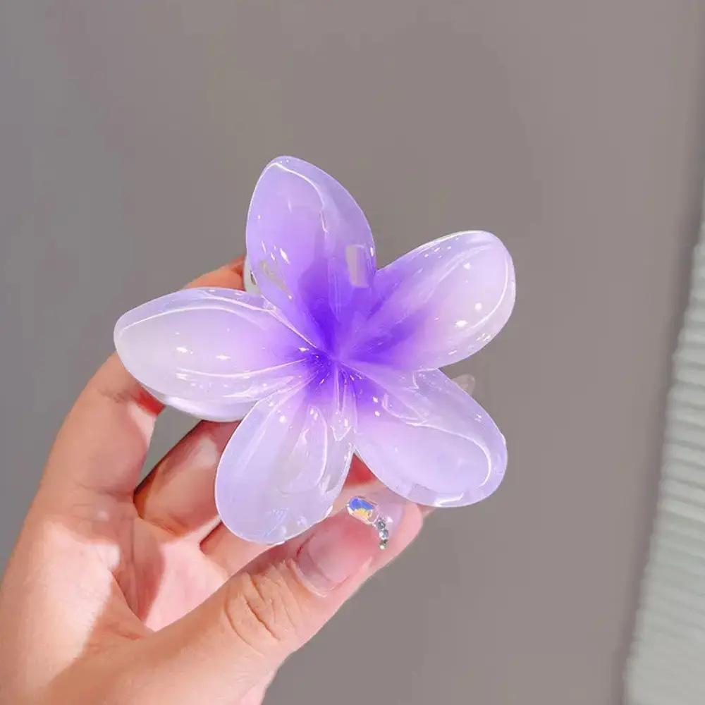 Plumeria Claw Clip: European & American Stylish Hair Accessory for Updos