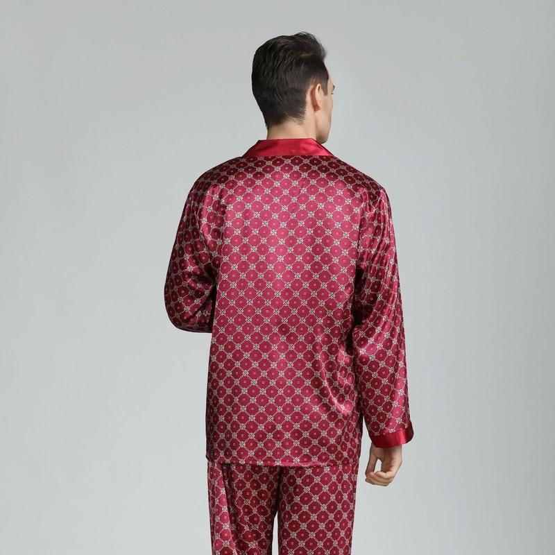 

2026 New Men s Long Sleeve Silk Satin Classic Printed Pajama Set Luxury Silky Pajamas Sleepwear Set XXXL темно-червоний колір