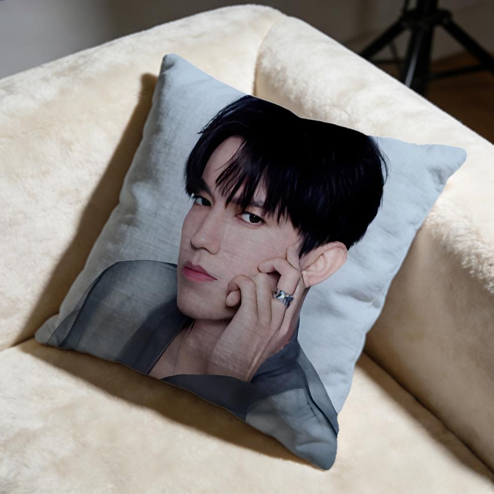 Housse de coussin Ddimash Kudaibergened Chaude Housse de coussin décorative douce Convient pour la chambre à coucher le canapé la voiture le voyage