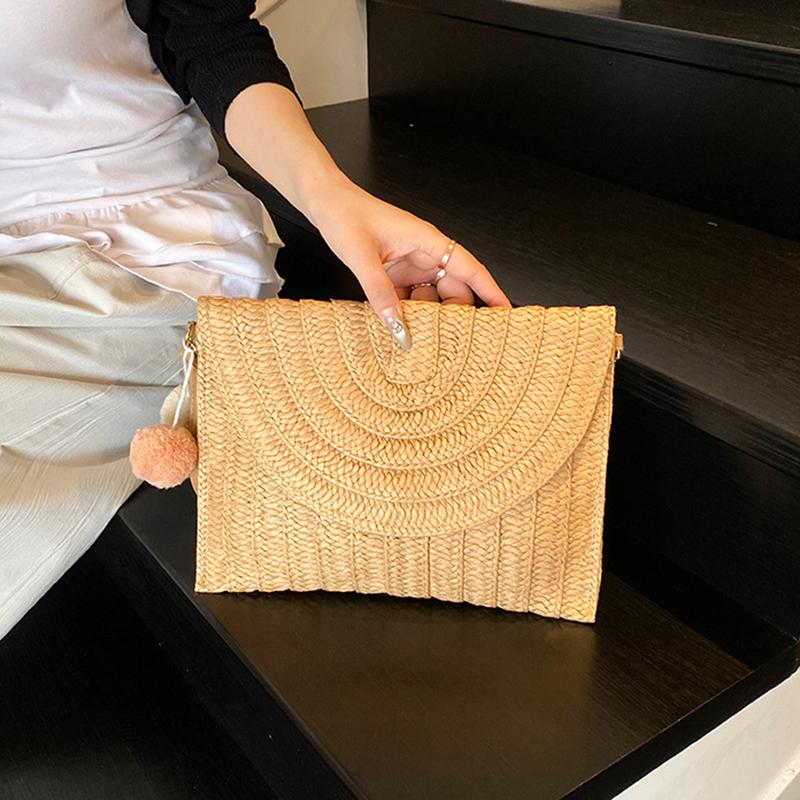 Handmade Straw Beach Shoulder Crossbody Bag Girls Envelope Woven Summer Small Hair Ball Cluth