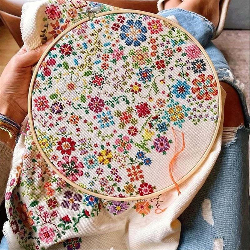 A Flower a Day Cross Stitch Kit for Beginners Friendily, Bloom a Day Cross Stitch Set, Embroidery Needlepoint Patterns DIY Floral Embroidery Kit