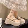 Platform beach shoes cover toe muffin heel women's rhinestone cool slippers 2025 summer new fairy style sandals outside