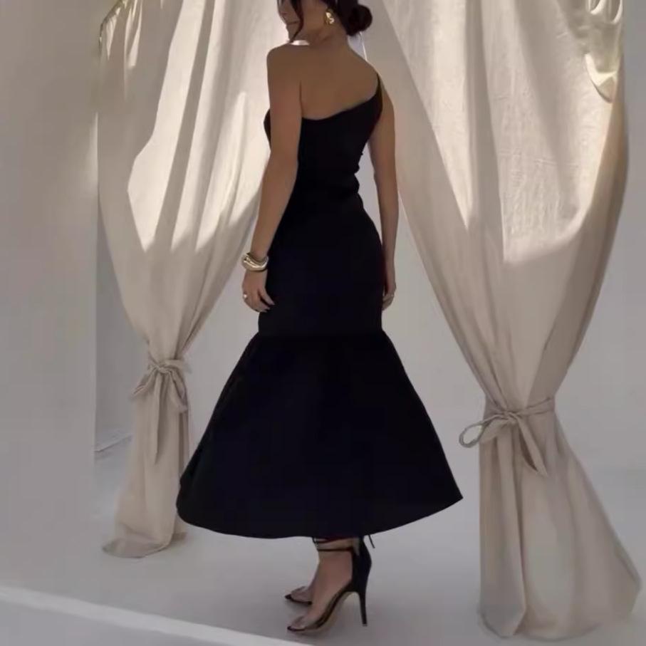 European & American One-Shoulder Sexy Satin Slim-Fit Dress