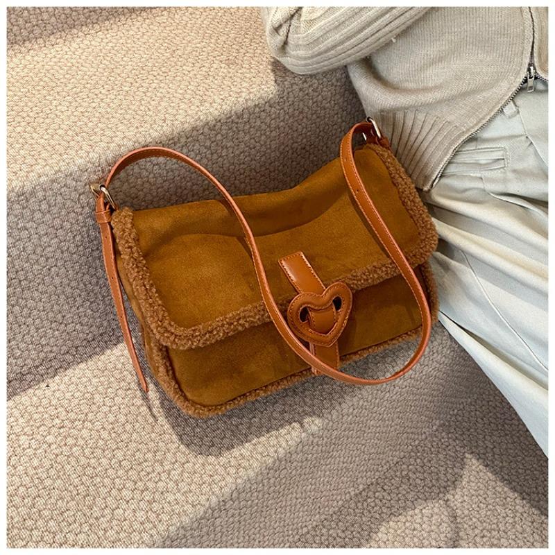 Autumn and Winter Retro Christmas Style Niche Tote Bag Versatile Personality Maillard Women Commuting Texture Messenger Bag