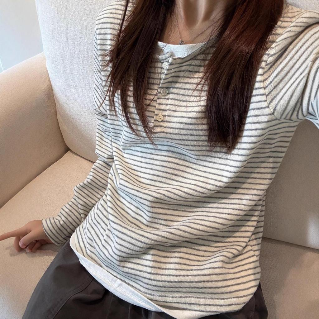 Korean Style Striped Faux Two-Piece Top for Women - Slim-Fit Flattering Base Layer for Autumn/Winter