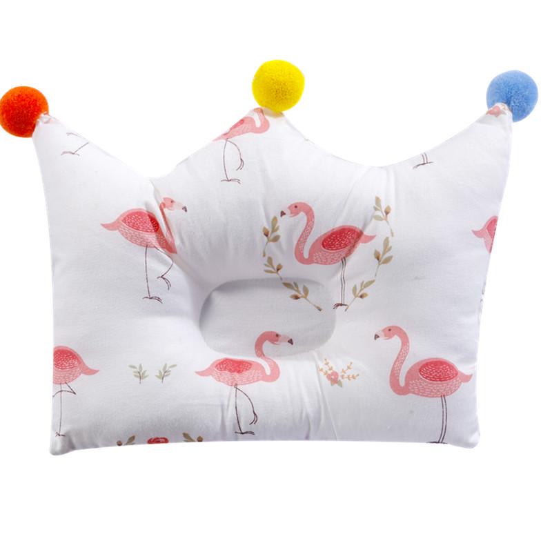 100% Cotton Baby Pillow Fashion Crown Shape Baby Pillow Baby Sleep Correcting Pillow Fashion Cartoon Pillow